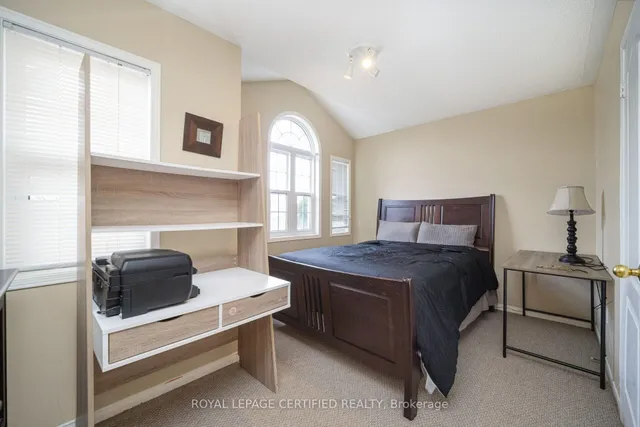 Additional image 35 of 12 Sunnybrook Cres