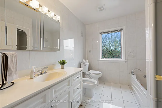 Additional image 22 of 14 Churchill Ave