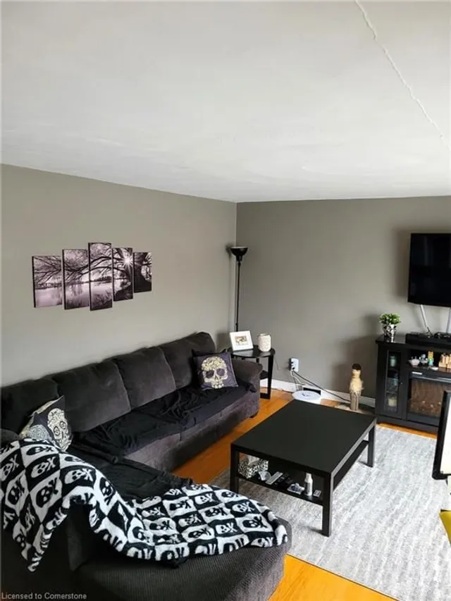 Additional image 5 of 273 Montmorency Dr