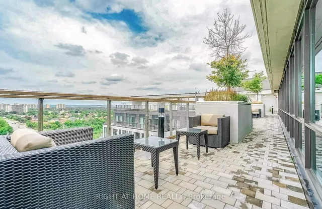 Additional image 18 of 80 Esther Lorrie Dr Unit 817