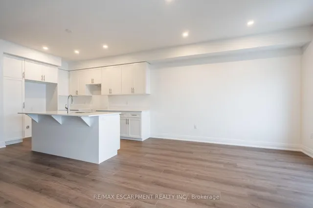 Additional image 22 of 18 Clear Valley Lane