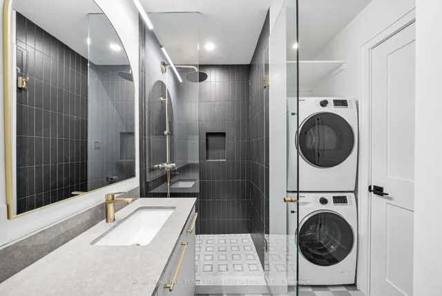 Additional image 48 of 17 Myrtle Ave