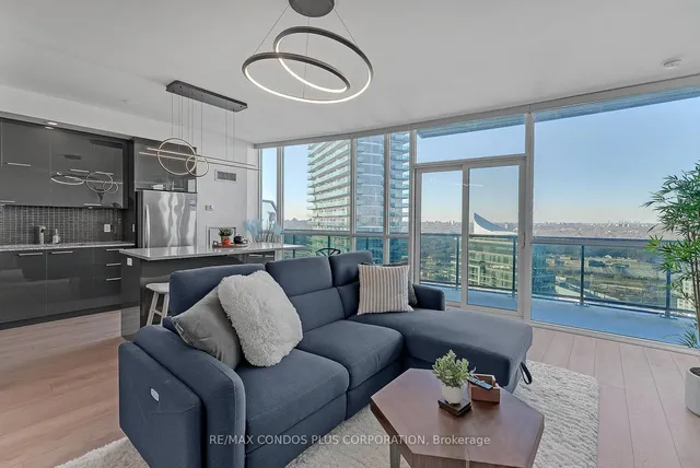 Additional image 6 of 80 Marine Parade Dr Unit 2907