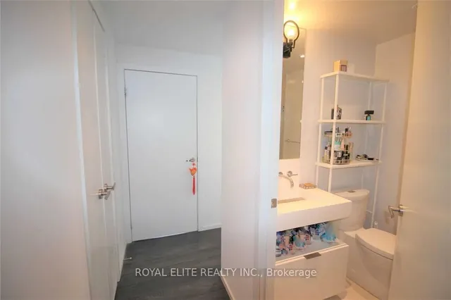 Additional image 11 of 5 St Joseph St Unit 2502