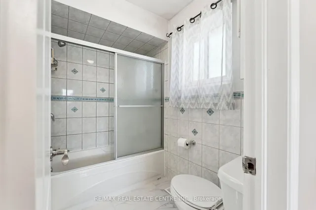 Additional image 17 of 21 Marchbank Cres