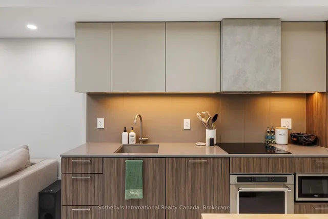 Additional image 12 of 19 Western Battery Rd Unit 2608