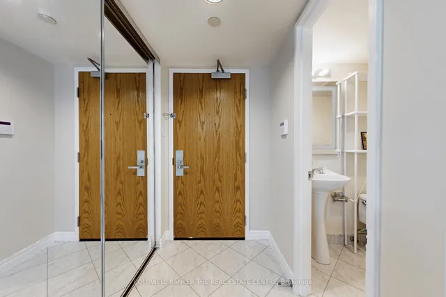 Additional image 27 of 38 Elm St Unit 1015