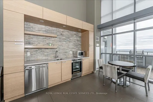 Additional image 27 of 551 Maple Ave Unit 615