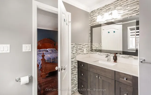 Additional image 24 of 112 Wildberry Cres