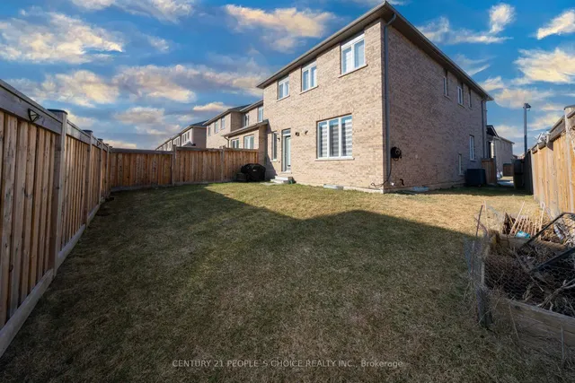 Additional image 45 of 1554 Chretien St