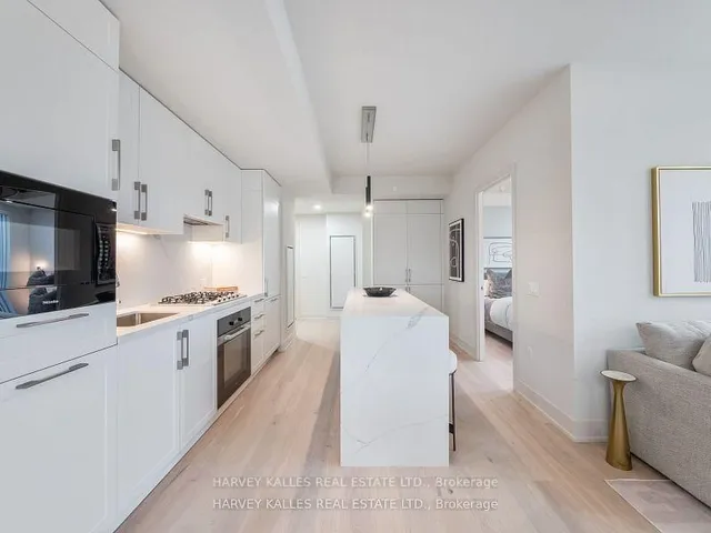 Additional image 10 of 8 Manor Rd Unit LPH4