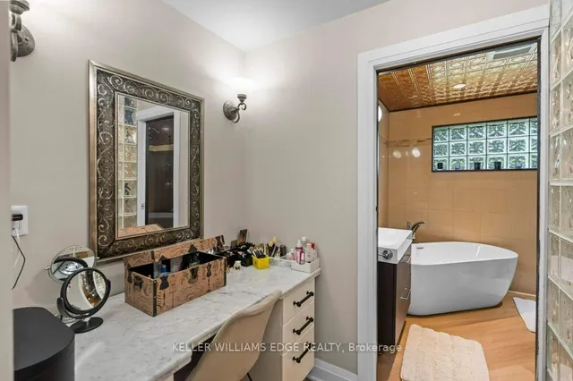 Additional image 26 of 61 Lake Ave