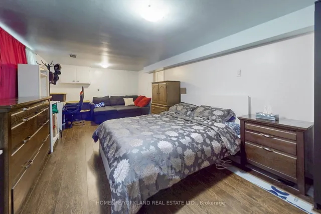 Additional image 31 of 30 Merrian Rd