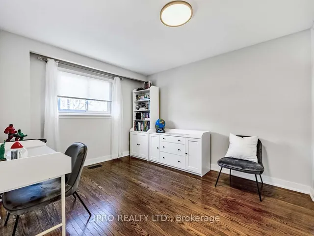 Additional image 10 of 33 Everett Cres