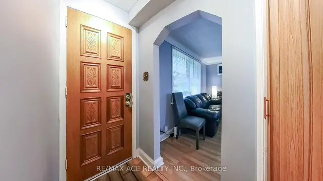 Additional image 4 of 114 Royal Ave