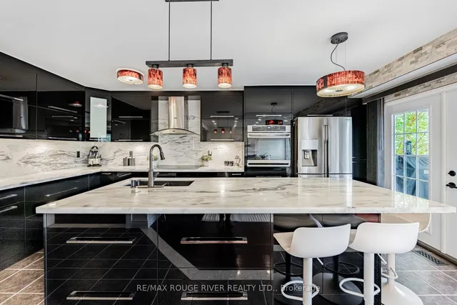 Additional image 17 of 26 Porchlight Rd