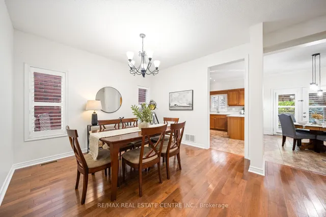 Additional image 13 of 5449 Valleyhigh Dr