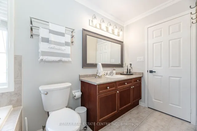 Additional image 29 of 9711 Creditview Rd