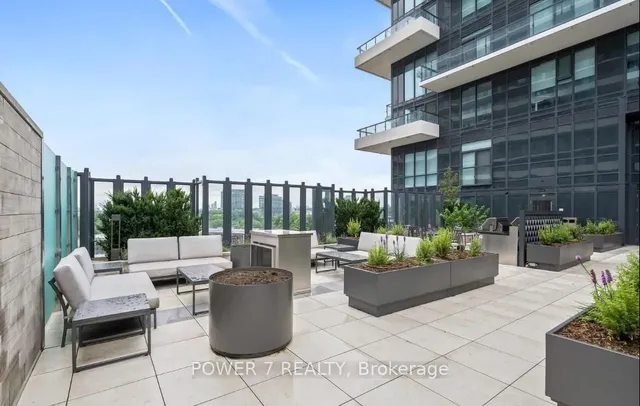 Additional image 23 of 30 Inn On The Park Dr Unit 1808