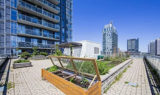 Additional image 29 of 1 Cole St Unit 804