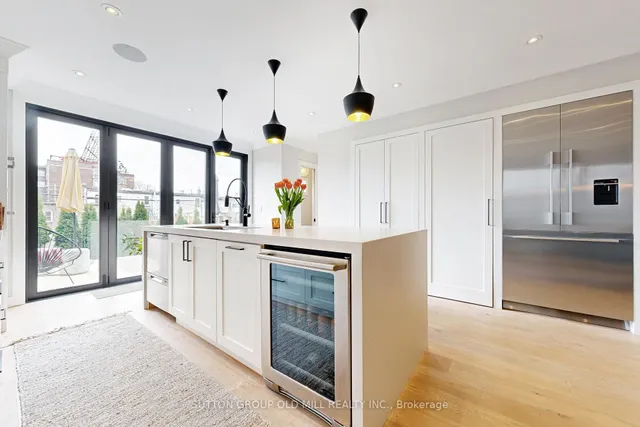 Additional image 17 of 17 Grafton Ave