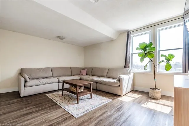 Additional image 12 of 778 Guelph St