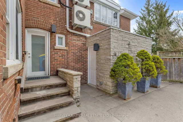 Additional image 43 of 111 Strathallan Blvd