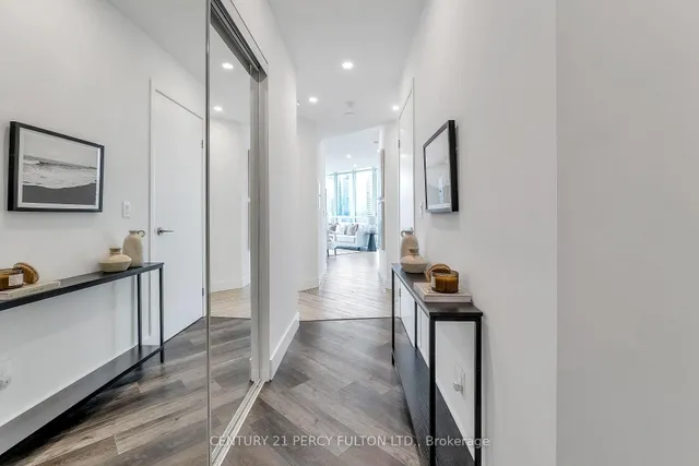 Additional image 2 of 209 Fort York Blvd Unit 1663