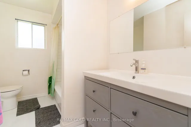 Additional image 15 of 68 Montjoy Cres