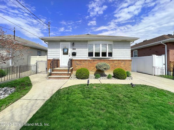 Property image for 293 Chesterton Ave, Staten Island, NY 10306