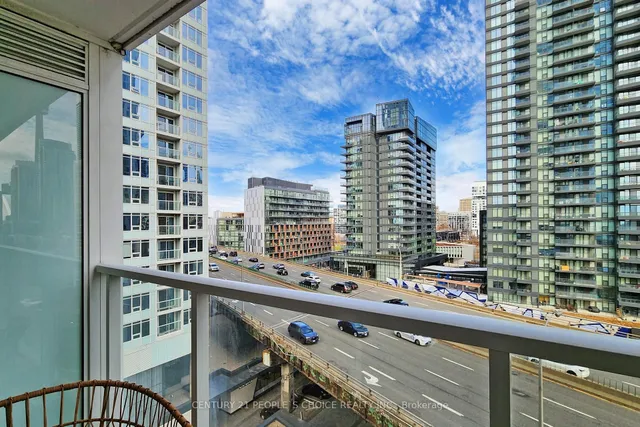 Additional image 29 of 17 Bathurst St Unit 1006