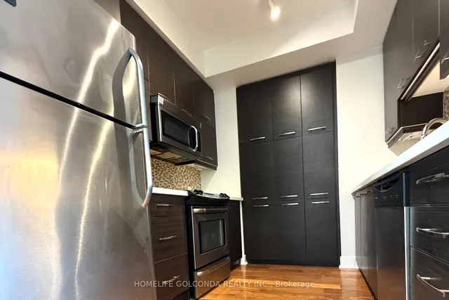 Additional image 15 of 26 Norton Ave Unit 801