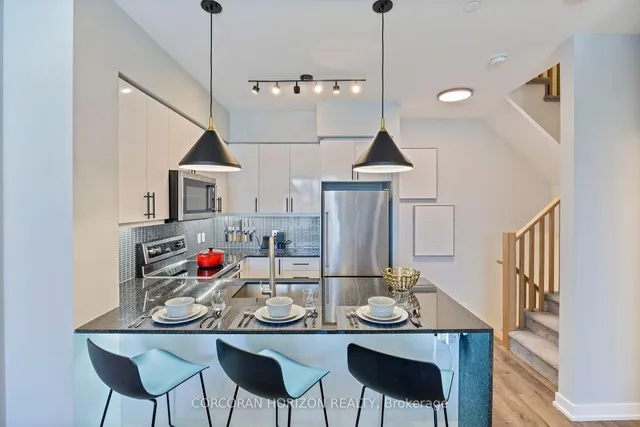 Additional image 12 of 70 Lanark Ave