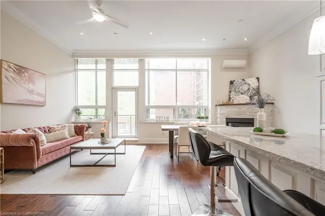 Additional image 9 of 397 King St Unit 213