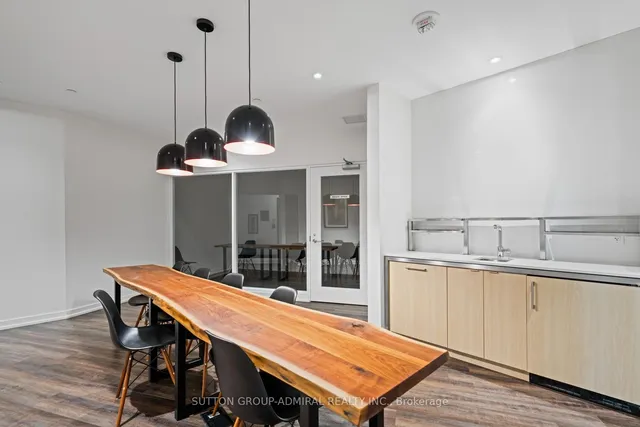 Additional image 40 of 135 East Liberty St Unit 1901