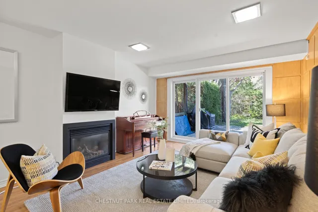 Additional image 43 of 308 Hillhurst Blvd