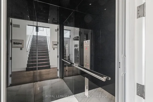 Additional image 39 of 64 Bannockburn Ave