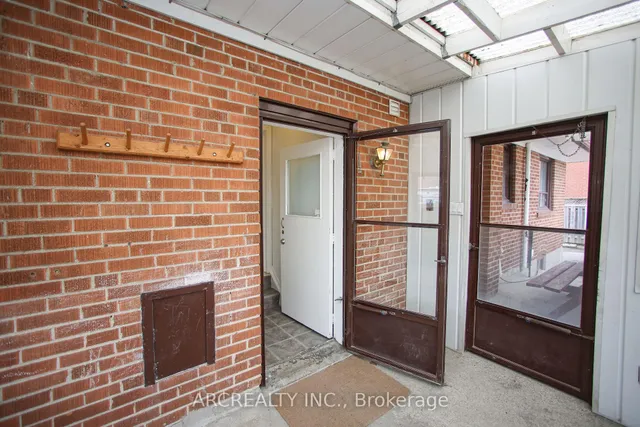 Additional image 32 of 16 Faith Ave