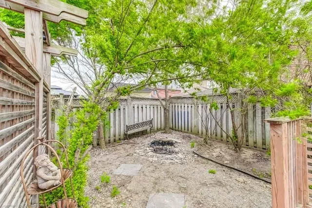 Additional image 49 of 36 Mapleshade Dr