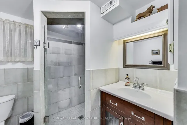 Additional image 39 of 232 Pacific Ave