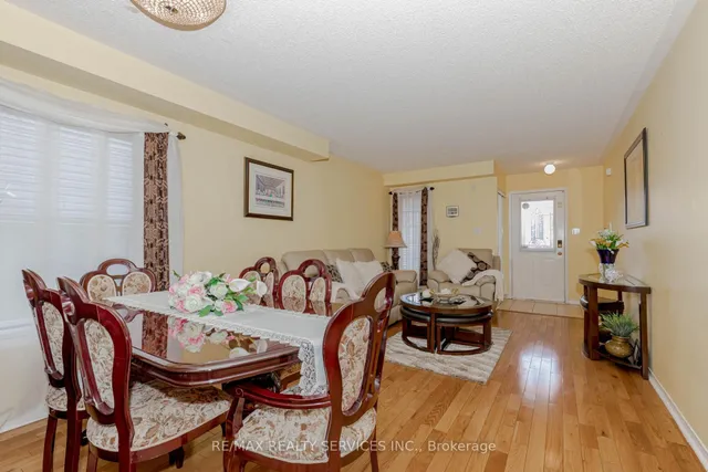Additional image 8 of 66 Viceroy Cres
