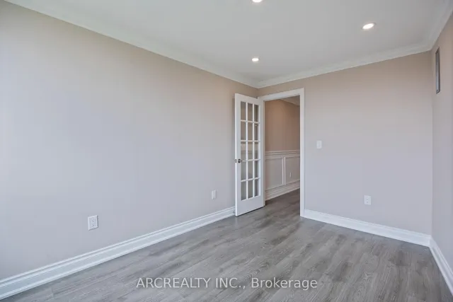 Additional image 28 of 90 Fisherville Rd Unit 304