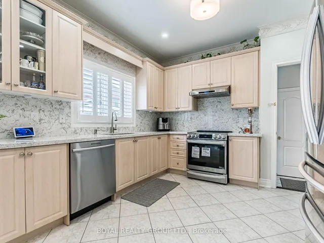 Additional image 17 of 13 Crevice Gate