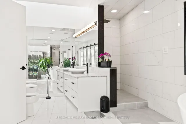 Additional image 29 of 63 St Clements Ave