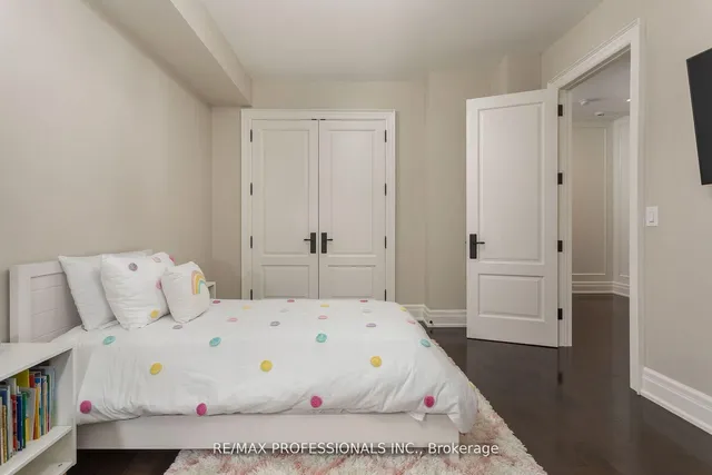 Additional image 24 of 1212 Royal York Rd