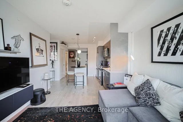 Additional image 5 of 50 Wellesley St Unit 1109