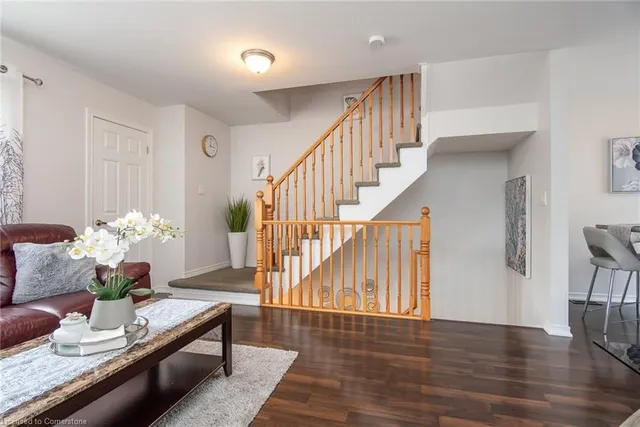 Additional image 11 of 701 Homer Watson Blvd Unit 17