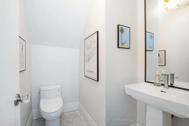 Additional image 22 of 58 Elm Ave Unit TH4