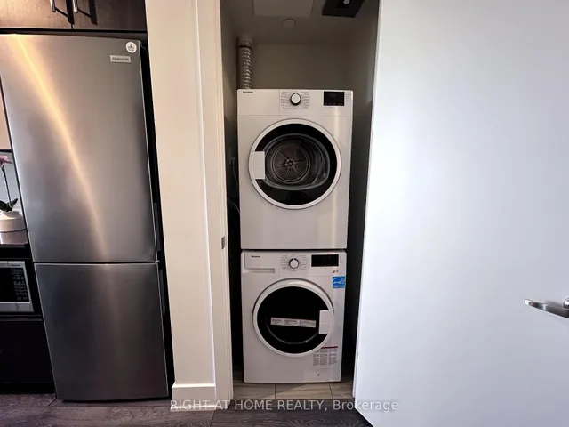 Additional image 9 of 188 Fairview Mall Dr Unit 720