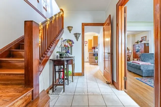 Additional image 6 of 60 Cameron Ave